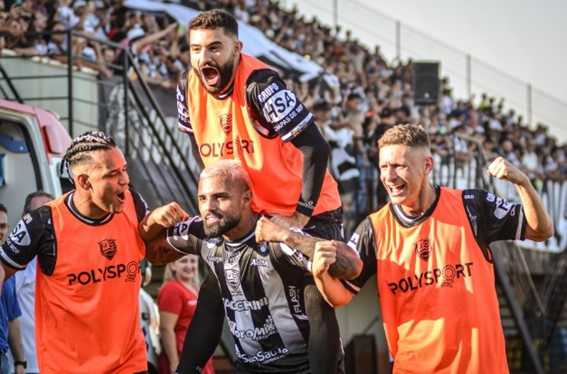 CAV vence por 1 a 0 o Monte Azul e sai na frente para a final da Copa Paulista cav-vence-por-1-a-0-o-monte-azul-e-sai-na-frente-para-a-final-da-copa-paulista