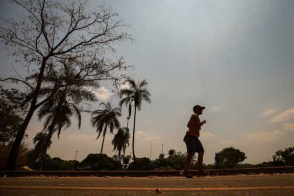 Final do calorão? Frente fria muda clima em quase todo o país. Veja fim-do-calorao?-frente-fria-muda-clima-em-quase-todo-o-pais.-confira