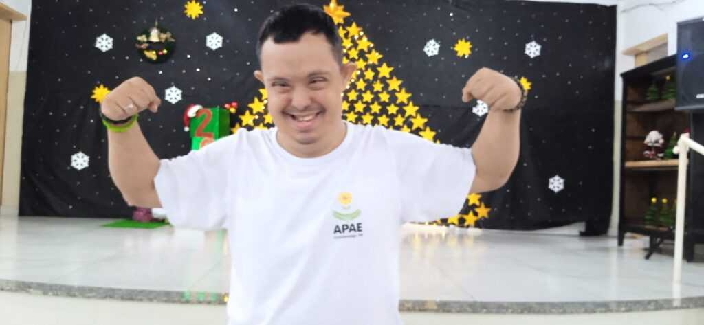 jornada-de-inclusao-–-apae-realiza-“projeto-encantando-vidas”-com-capoeira,-danca-e-arte