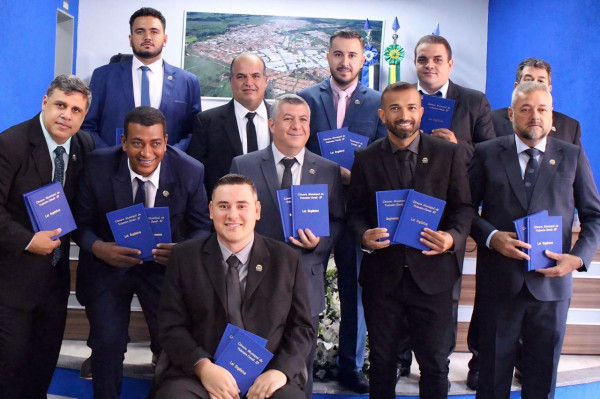 Prefeito Claudinei do Skinão toma posse em Valentim Gentil prefeito-claudinei-do-skinao-toma-posse-em-valentim-gentil