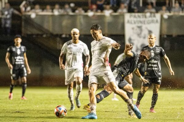 Com gol contra bizarro, CAV perde para a Ferroviária na estreia com-gol-contra-bizarro,-cav-perde-para-a-ferroviaria-na-estreia