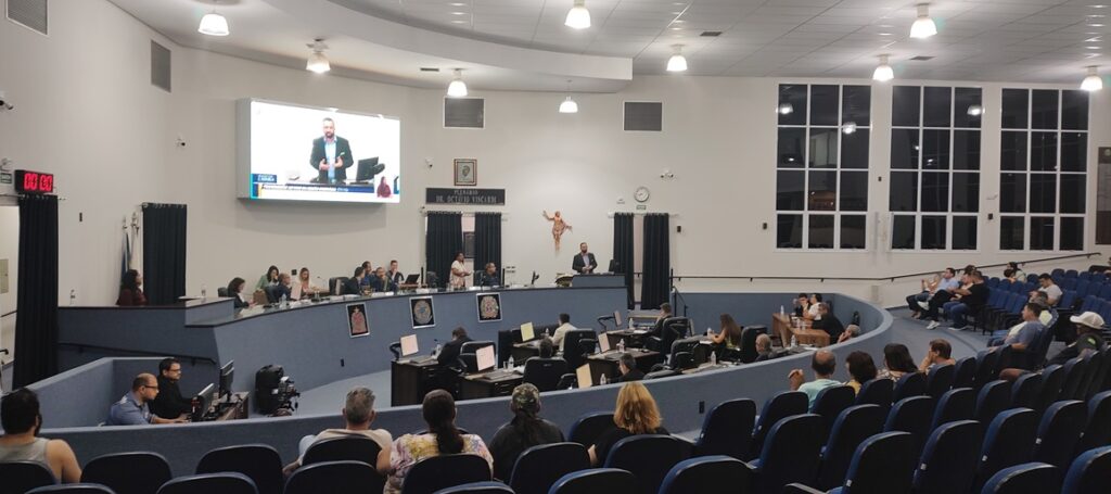 camara-deve-votar-criacao-de-secretaria-e-25-cargos na-segunda-feira 