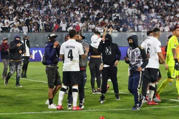 Conmebol concede vitória ao Fortaleza em jogo que finalizou em confusão conmebol-concede-vitoria-ao-fortaleza-em-jogo-que-terminou-em-confusao