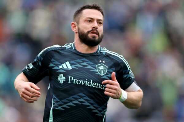 seattle-sounders-conta-com-ex-botafogo-para-surpreender-no-mundial