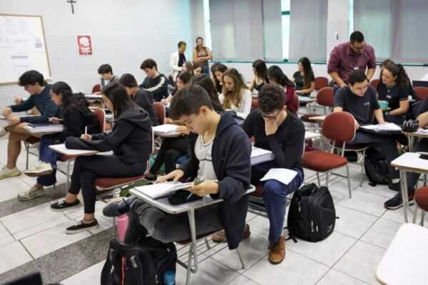 Ensino superior: Inep mudará avaliação de cursos com início de 2026 ensino-superior:-inep-mudara-avaliacao-de-cursos-a-partir-de-2026