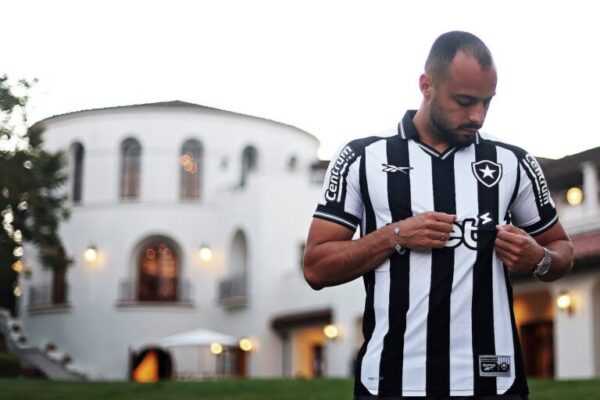 Botafogo encara Vasco em Brasília com disputa no setor ofensivo botafogo-encara-vasco-em-brasilia-com-disputa-no-setor-ofensivo