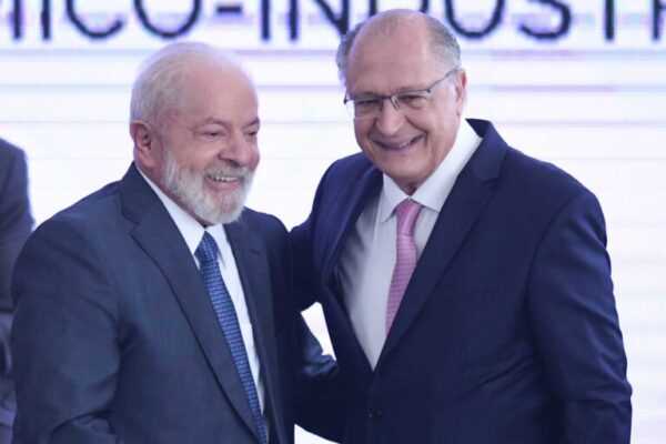 Lula sanciona nesta segunda lei que cria Programa Acredita Exportação lula-sanciona-nesta-segunda-lei-que-cria-programa-acredita-exportacao