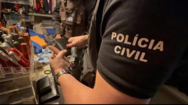 Advogados são alvo de operação no MT por rombo de R$ 21 mi na Justiça advogados-sao-alvo-de-operacao-no-mt-por-rombo-de-r$-21-mi-na-justica
