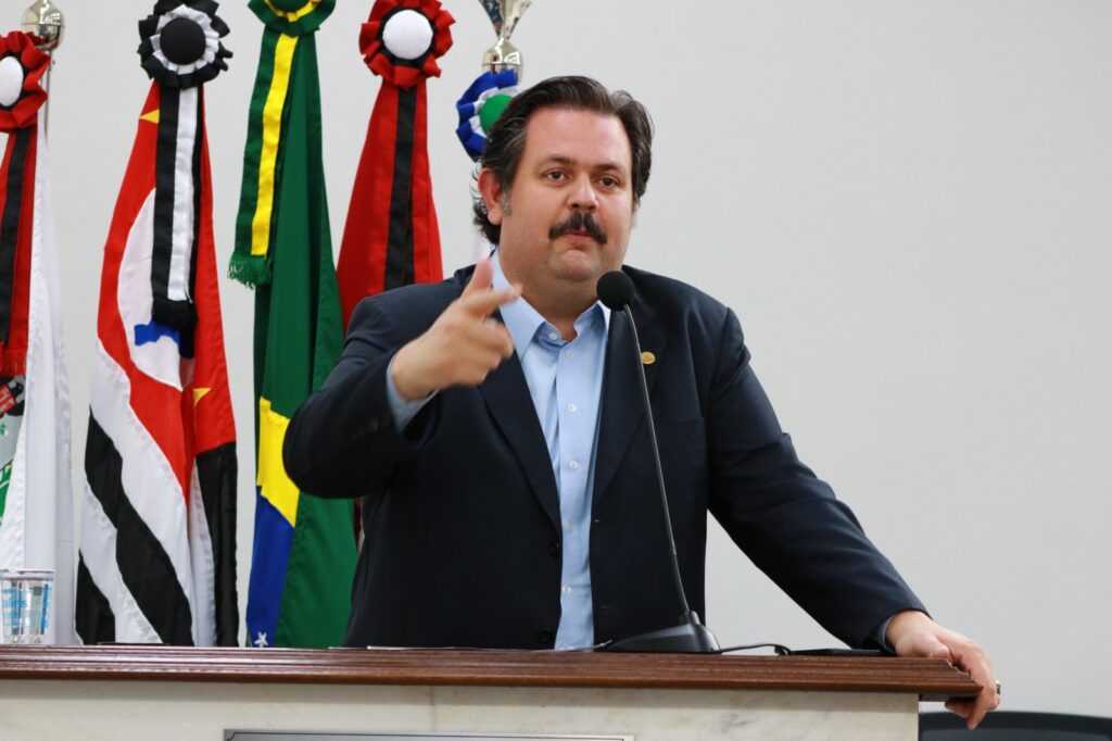 Rio Preto discute projeto que pode impedir moradores de rua de permanecer em vias públicas rio-preto-discute-projeto-que-pode-impedir-moradores-de-rua-de-permanecer-em-vias-publicas