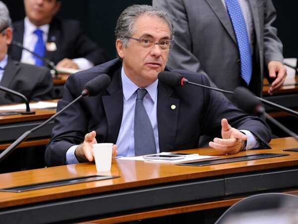 IOF: relator tira maior tributo sobre bets; isenção de LCI e LCA fica iof:-relator-tira-maior-tributo-sobre-bets;-isencao-de-lci-e-lca-fica
