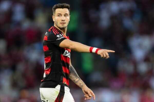 Diretor do Flamengo evidencia detalhes de negociação com Saúl Ñíguez diretor-do-flamengo-revela-detalhes-de-negociacao-com-saul-niguez