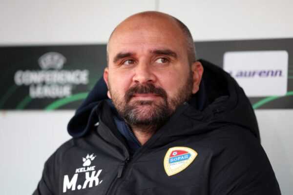 tecnico-tem-mal-subito-e-morre-durante-partida-do-campeonato-servio