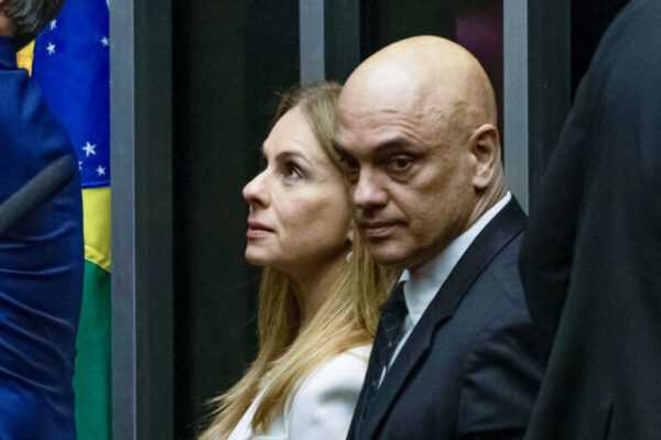 Escritório da esposa de Moraes defende Master em caso enviado ao STF escritorio-da-esposa-de-moraes-defende-master-em-caso-enviado-ao-stf
