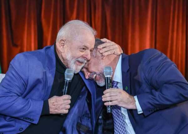 Lula parabeniza Paulo Pimenta por aniversário: “Tudo para ser senador” lula-parabeniza-paulo-pimenta-por-aniversario:-“tudo-para-ser-senador”