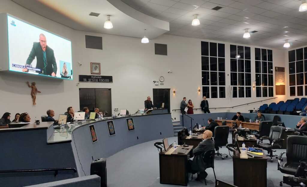 Câmara pauta reajuste dos servidores e protocolo de proposituras para segunda-feira camara pauta reajuste dos servidores e protocolo de proposituras para segunda-feira