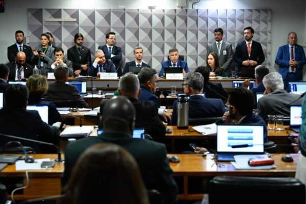 CPMI do INSS chega ao final no Congresso, mas embate continua nas redes cpmi-do-inss-chega-ao-fim-no-congresso,-mas-embate-continua-nas-redes