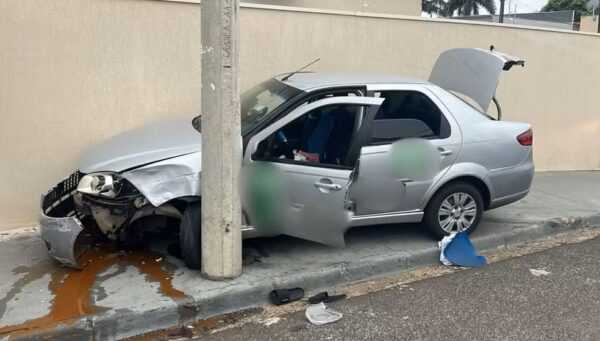 Homens roubam carro de App, batem durante fuga e são apreendidos homens roubam carro de aplicativo, batem durante fuga e sao presos