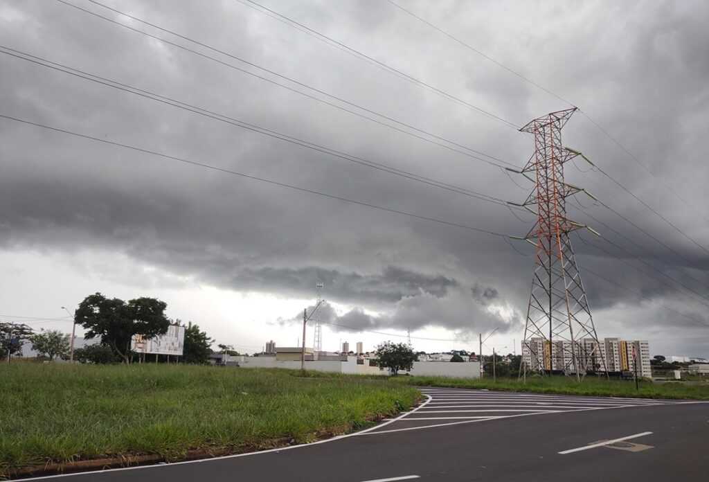 Primeira onda de frio do inverno deve atingir grande parte do Brasil primeira-onda-de-frio-do-inverno-deve atingir grande-parte-do-brasil