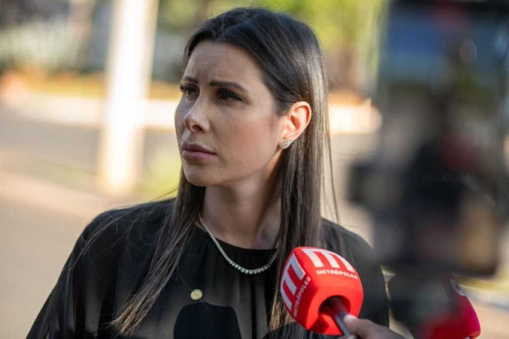 Patrimônio de Carol de Toni dobra em 4 anos e atinge R$ 1,4 milhão patrimonio-de-carol-de-toni-dobra-em-4-anos-e-atinge-r$-1,4-milhao